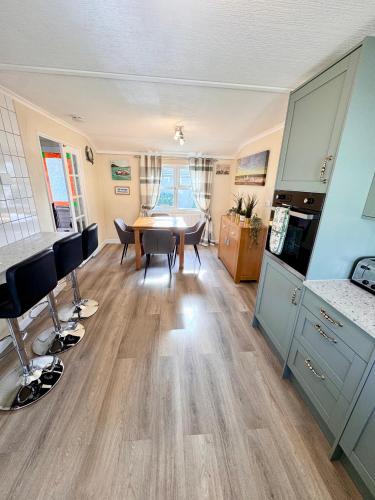 Luxury spacious lodge on Trimingham house caravan park, near Cromer and Mundesley in Trimingham