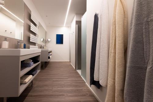 ห้องน้ำ, Lorenzhaus Exclusive Residence in มอนด์เซ