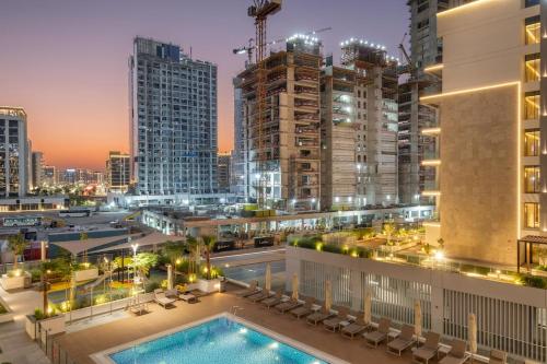 FIRST CLASS Studio Luxury Comfort , Pool View, Dubái