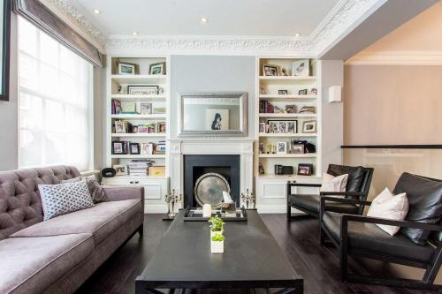 Luxury Residence in Prime London, London