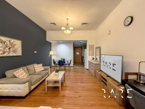Rare Holiday Homes - Near Miracle Garden - Lavender 2 - RG012 - Jumeirah Village Circle, Дубай (фото 6)