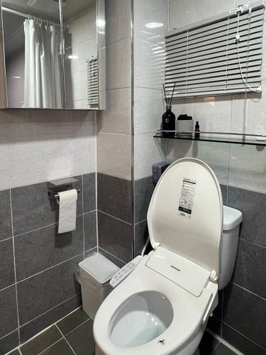 서울 NEW Seoul center KTX airport bus 3성급 싱글룸 스위트룸