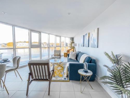 Luxury Riverside Retreat with Stunning Views, Londres (photo 6)