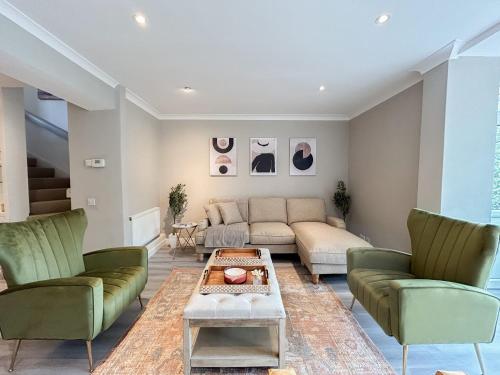 Large 6 bedroom Residence Retreat in Holland Park gîte à louer Kensington Suite Hotel