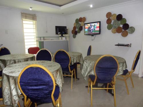 ห้องอาหาร, สวีท 29 (Suite 29) in ลากอส