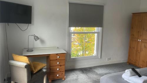 Golden Triangle Rooms