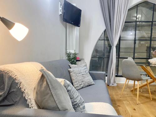 Loft Pellicceria, Genua