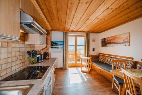 keuken, Ferienhaus Scheiber in Madreit