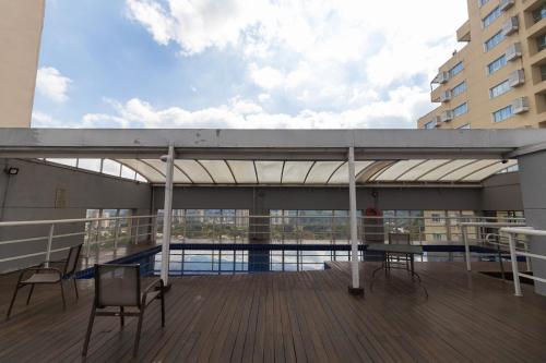 Swimming pool, Prime Flat II - Metropolis Alphaville near SNACK DREAM - RESTAURANTE E LANCHONETE