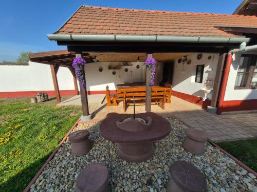 ระเบียง/ชานเรือน, Vidám Vándor Vendégház (Vidam Vandor Vendeghaz) in ปารัด