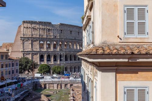 iFlat New AmoR Colosseum Suites