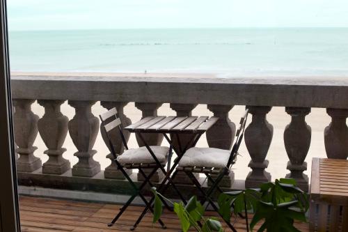 La vigie Malouine - Front de mer in เดิงแกร์ก