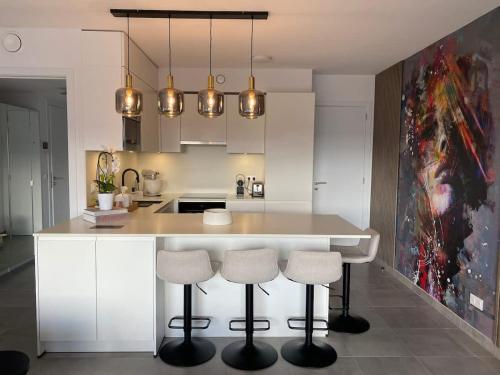 Cosy flat for 2pers 5 min from Gare du Midi by transport - Location saisonnière - Bruxelles