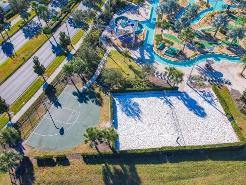 3065 - 5BR w Pool 10min Disney 2 Water Parks - image 2