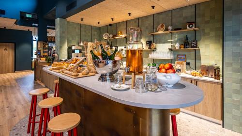 طعام و مشروبات, Greet Hotel Reims Tinqueux in تينكو