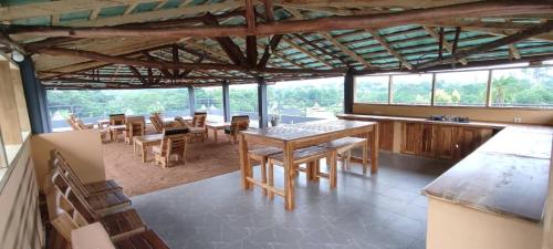 餐厅, REFUGE du MONT AGOU in 帕利梅