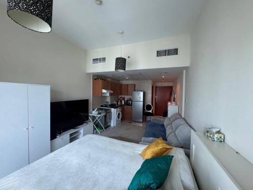 Studio for Rent with Wonderful View of Marina, Dubaj (fotografie 4)