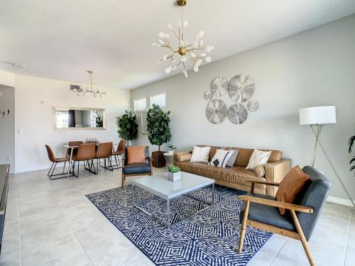 4731#301- 3br Condo 10min Disney 2 Waterparks in Hunters Creek