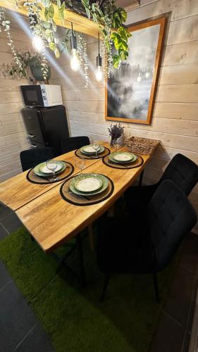 Forest hugs котедж Славсько in Volosyanka