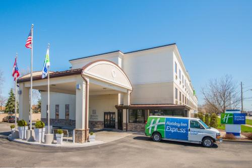 Holiday Inn Express Cleveland Airport - Brook Park, an IHG Hotel in Brook Park, USA