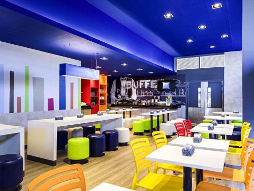 บริการและสิ่งอำนวยความสะดวก, ibis budget Curitiba Aeroporto in ซาโอ โจเซ่ ดอส ปินแอส์