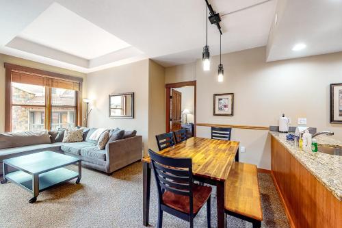 Copper One 407 – Copper Mountain, CO