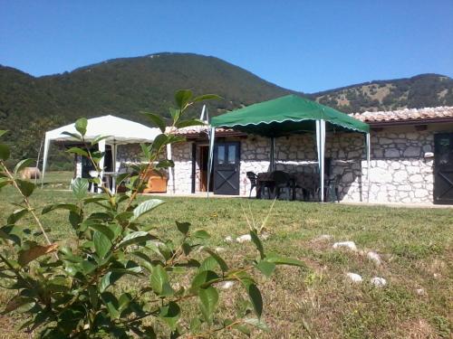 Lake View Chalet