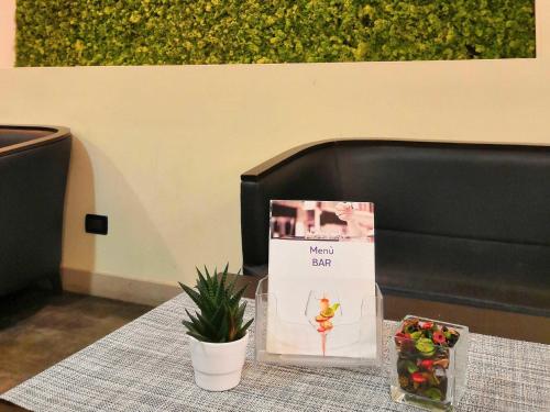 Mercure Rome Leonardo da Vinci Airport - image 3