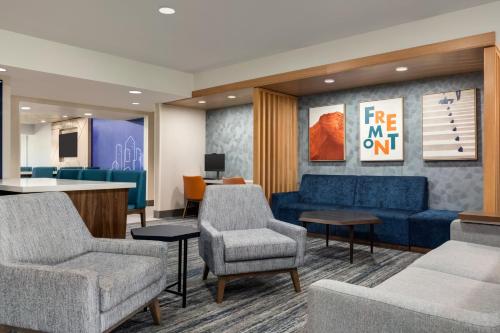 المنظر الخارجي, Holiday Inn Express & Suites North Fremont By IHG in فريمونت
