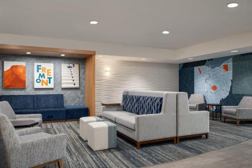 المنظر الخارجي, Holiday Inn Express & Suites North Fremont By IHG in فريمونت