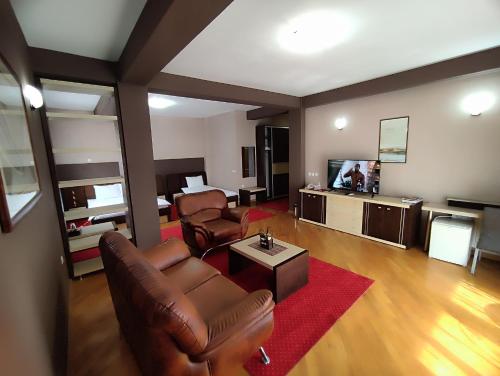 Premier Hotel, Скопье (фото 6)