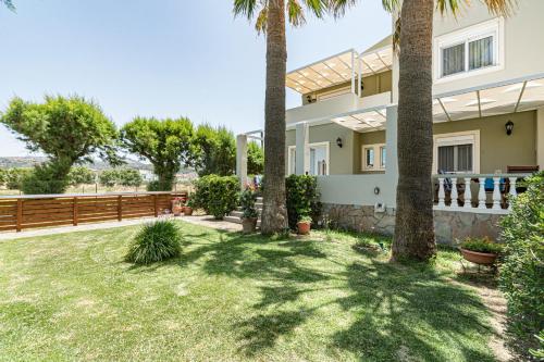 Exterior view, Big Blue Villa in Kisamos, 10 meters from Sea near Camping Nopigia