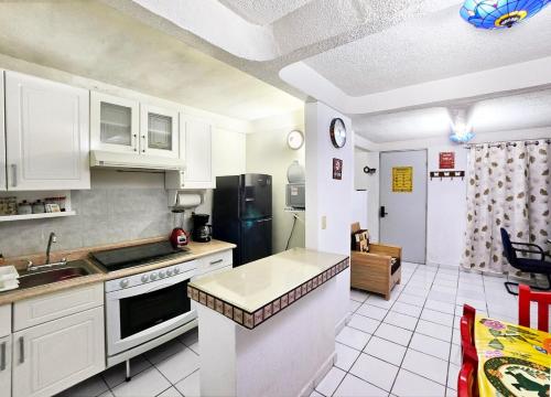 Casa Chinelo Alberca Wifi cerca hospital ISSSTE UTEZ DIEZ in Rio Apatlaco