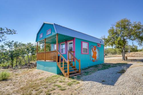 Galactikitty - Quirky Cabin Near Lake Brownwood!, Lake Brownwood