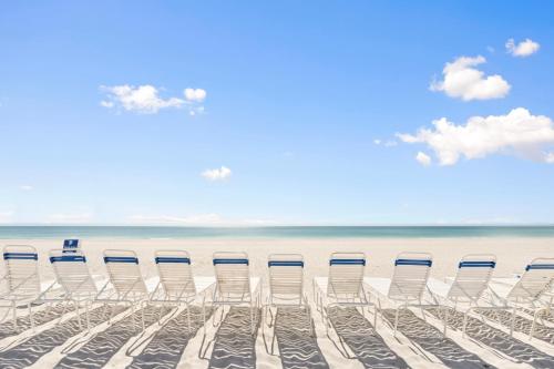 Gulf Tides of Longboat Key thumb 2