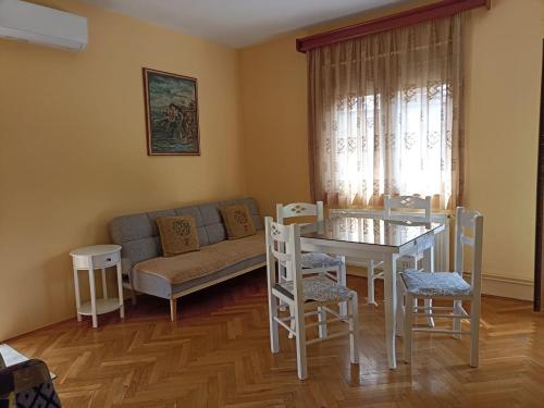 Sole Apartments - image 12
