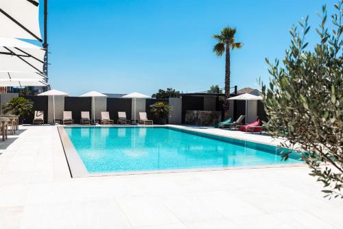 ทัศนียภาพ, เบสต์ เวสเทิร์น พรีเมียร์ อาร์ค โฮเต็ล (Best Western Premier Ark Hotel) in รินาส