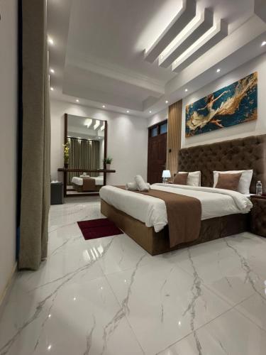 ThiThi's Palace Room Type - Superior King Room