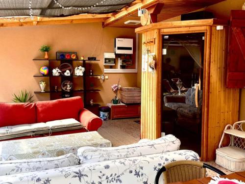 Szofi Vendégház (Szofi Vendeghaz) in โคโรเชกี