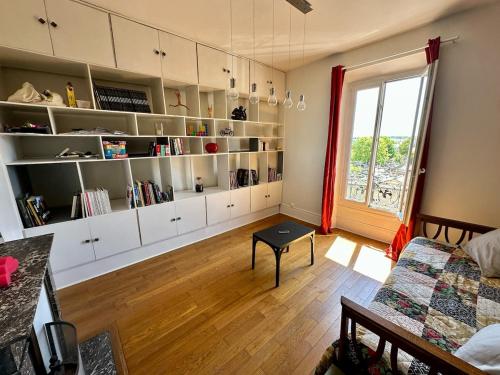 娛樂設施, Appartement - Proche château de Versailles (Appartement - Proche chateau de Versailles) in 勒謝奈