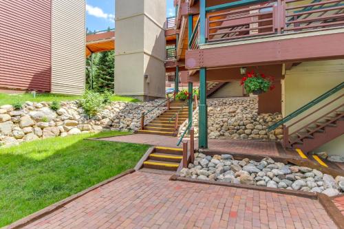 Iron Horse Resort - main image