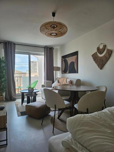 Studio moderne et contemporain