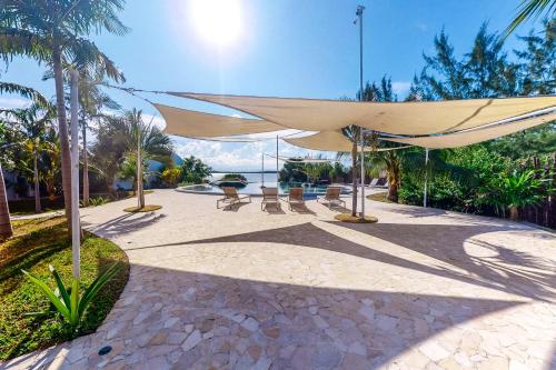 Lion Fish Retreat at Swan Villas -Gold Standard Certified in Maya Beach