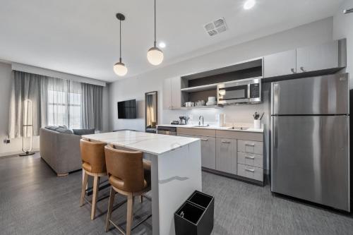 Homewood Suites By Hilton Austin Airport