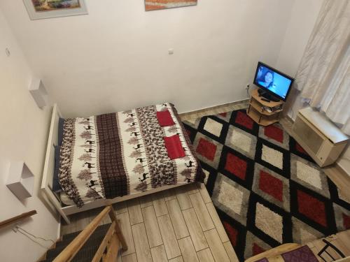 Erik Apartments