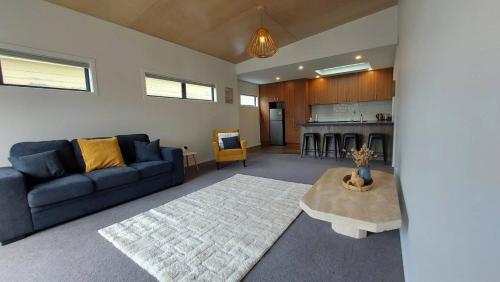 Sleek Suites By The Sand 2x Apartments – khách sạn tại Nam Dunedin
