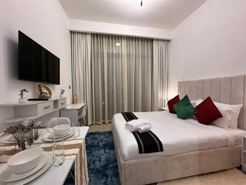 Ramora Homes Azizi Riviera 40 by Vacay Xeal, Dubai (photo 8)
