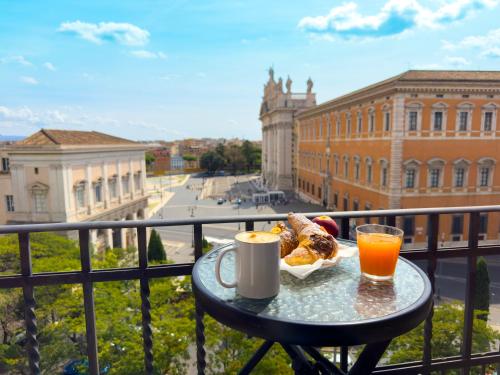 Casa Cecilia, Rome (photo 2)