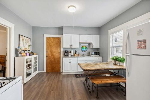 BrewLoft Cleveland - Near Rock Hall & Downtown in Lakewood (OH)
