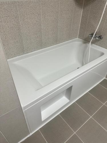 Bathroom, Sky lounge with Han River view, Ilsan Lake Park, KINTEX, Goyang Sports Complex, Gimpo Airport- Landm in Baekseok-dong